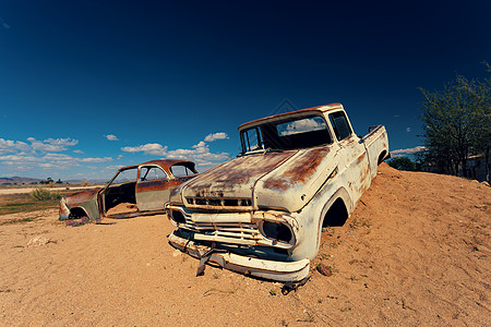 纳米比亚非洲索利泰的被遗弃汽车运输航向金属公园灰尘历史性旅行天空单人旅游图片