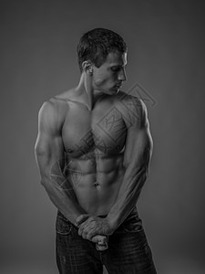 完美适合不穿衣服的年轻人男性运动员斜肌肌肉训练身体动机躯干腹部肩膀图片