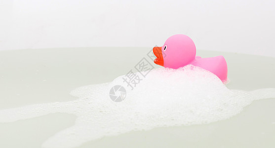 浴缸里的粉鸭孩子们温泉肥皂塑料洗澡乐趣漂浮鸭子气泡玩具图片