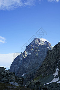 意大利皮埃蒙特山区蒙维索山旅游冒险岩石天空高度山脉山顶草地石头顶峰图片