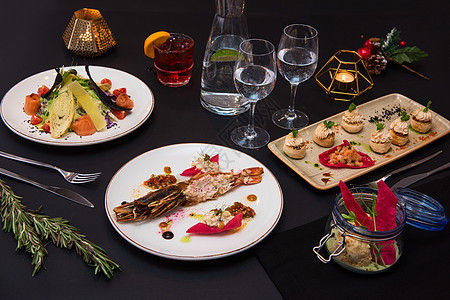 美味的餐厅菜盘动物沙拉烹饪甲壳柠檬贝类奢华海鲜桌子食物图片
