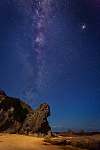 维多利亚王后岩上的银河系宇宙图片