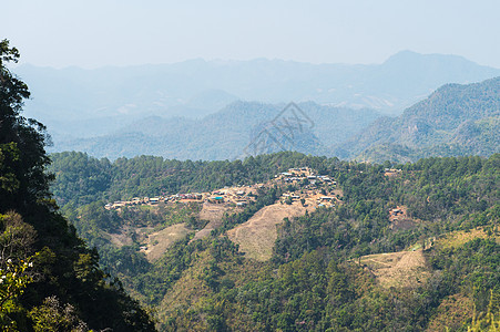 山上部落村地貌的景观图片