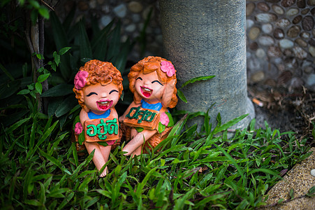 有趣的洋娃娃雕塑 泰国花园的风格图片