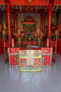 印度尼西亚万纳多历史性建筑文化佛教徒宗教蓝色游客樱花宝塔天空图片