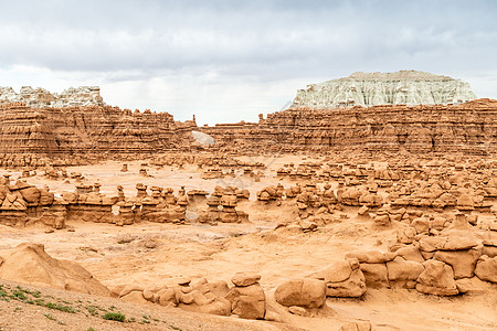 犹他州戈布林谷州公园的胡杜人编队岩石旅游地精地标均衡荒野页岩旅行景点图片