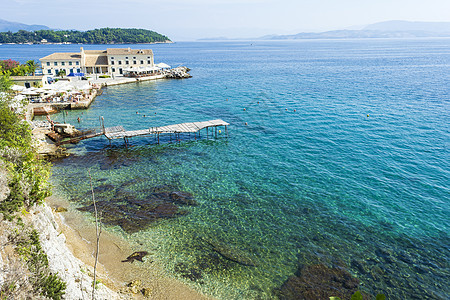 希腊科孚岛首府科孚海滩的景象图片
