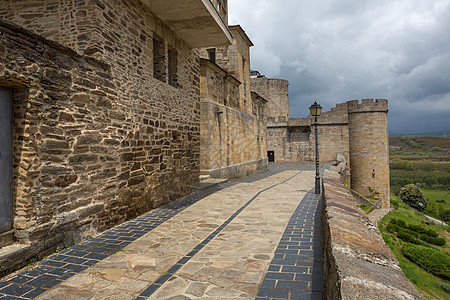 萨纳布里亚城市旅游教会建筑学国家建筑物风景景观寺庙村庄图片