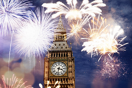 大笨钟上空的烟花英国伦敦的新年庆祝活动历史性省会展示建筑节日照明庆典天空城市建筑学图片