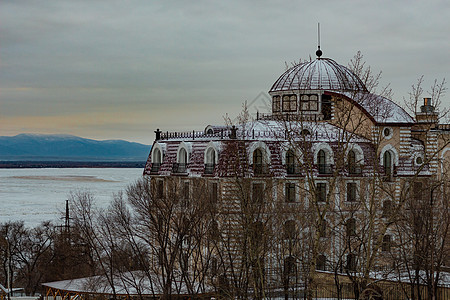 冬季哈巴罗夫斯克市的清晨景色 城市风景景观文化环境栅栏长廊天气季节城市街道建筑学图片