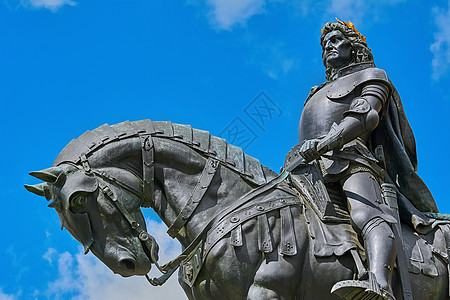 马蒂亚斯科文王遗产旅行旅游盔甲雕塑古董铜像纪念馆国王性格图片