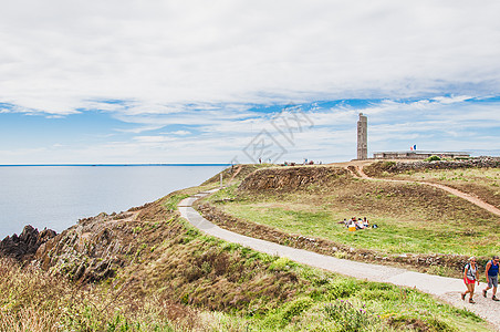 圣马提乌灯塔和圣马提角前修道院旅游历史信号海角肋骨废墟铺路灯塔天空文化图片