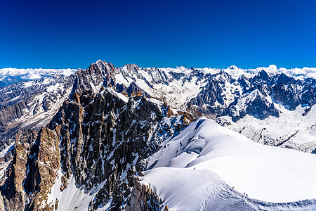 法国阿尔卑斯 上萨瓦伊 勃朗山车站滑雪假期全景旅行奢华岩石地块季节天空图片