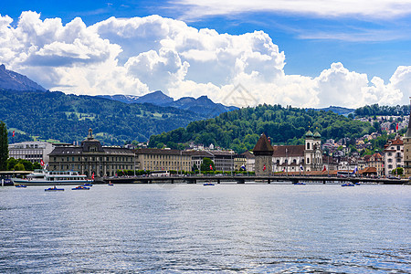 瑞士卢塞恩Lucerterne湖房子天际旅行城市建筑风景天空地标教会天线图片