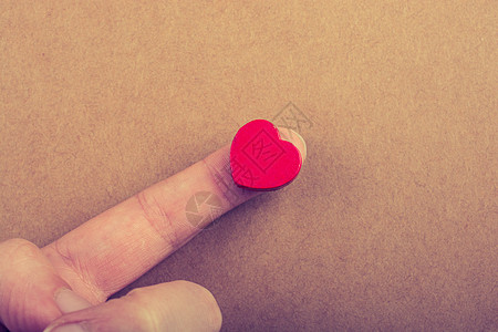 红色红心心形物体离子手指卡片心脏庆典情感婚姻图标热情情怀家庭爱心图片