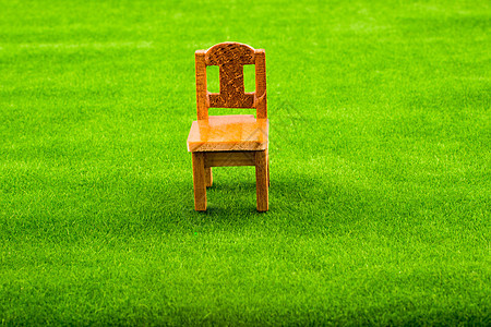 小型木制小模特椅子家具绿色座位木头图片