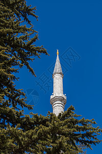 奥斯曼清真寺的米纳雷特建筑历史性火鸡旅行尖塔脚凳背景图片