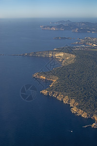 西班牙马洛尔卡海风海岸景观风景港口海岸旅行石头海岸线悬崖天空支撑海滩图片