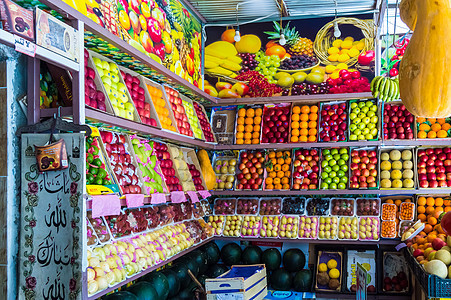 在商店里展示水果农民橙子码头市场架子商业食物团体柠檬消费者图片