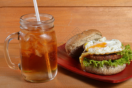 汉堡和冰茶小吃饮料包子玻璃芝士薄荷沙拉水果冰镇蔬菜图片