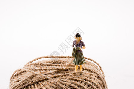 有威胁亚麻线轴的女人缝纫工艺白色钩针绳索女士针织女性男性女孩图片