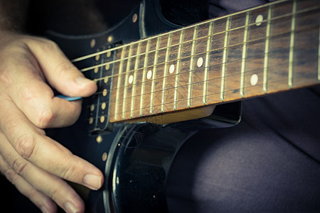 独奏男主角主吉他吉他手练习岩石音乐会乐队金属头艺术音乐家玩家男性图片