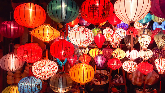 越南海安市夜市的装饰灯笼图片