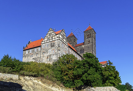 德国奎德林堡的城堡和教堂文化红色岩石地标石头城市历史建筑学建筑房子图片
