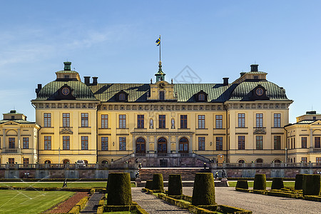 宫 斯德哥尔摩城堡历史性花园吸引力建筑学游客文化风格黄色蓝色图片