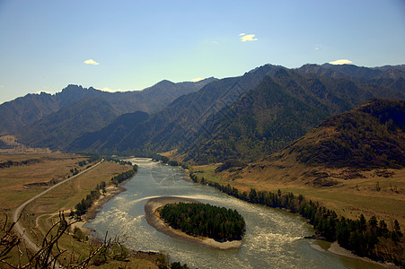 卡顿河床中间的一座岛屿 Altai图片