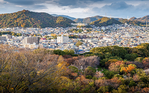 秋天日本兵库县的空中观察图片