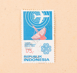 1983年印度尼西亚-CIRCA 在印度尼西亚印刷的邮票显示有雷达背景图片