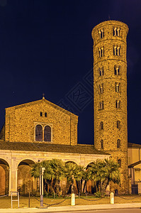 意大利拉文纳的Basilica 意大利教会历史建筑学历史性大理石宗教灯光照明钟楼天空图片