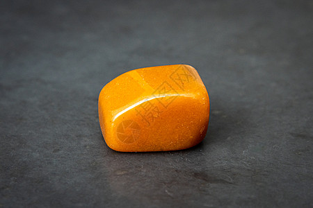 中国玉玉宝石奢华 黄橙色和棕色音调石头市场岩石棕褐色黄褐色物质橙子矿物珠宝积物图片