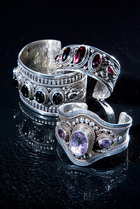 珠宝和玻璃艺术钻石手镯女性钩针礼物奢华金子展示团体图片