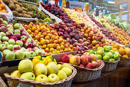 水果在市场上的摊分生产味道店铺异国热带西瓜李子浆果杂货店橙子图片