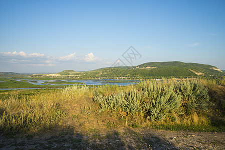 萨雷夫库尔干 萨马拉地区的吸引力 桑尼夏日天空山脉游客地标草地丘陵国家高度旅游植物图片