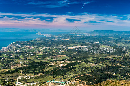 来自塞拉贝尔梅贾的直布罗陀海峡天际海景悬崖地标山脉海岸线旅行城市岩石海岸图片