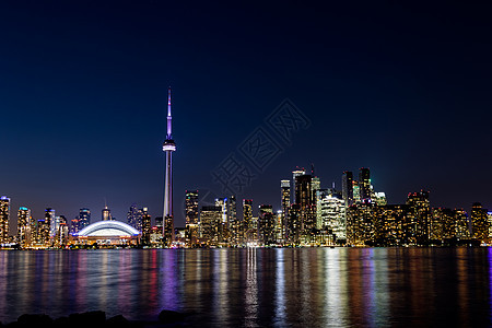 加拿大安大略省多伦多市中心的夜景天空建筑建筑学商业城市景观港口地标摩天大楼天际图片