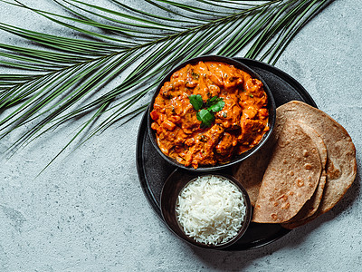 印度食品和印度烹饪盘 复制空间羊肉香米框架盘子食物食谱辣椒面包馅饼餐厅图片