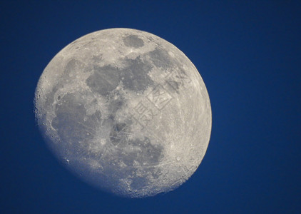 日间月亮的阶段蓝天蓝色月相部门白色宇宙星星天空卫星天文学图片