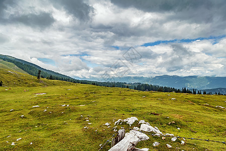 从奥地利路查看石头公园旅行高山旅游天线图片