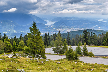 从奥地利路查看公园旅行天线高山石头旅游图片