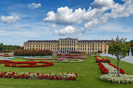 维也纳Schonbrunn宫吸引力皇帝文化天空地标观光旅游公园建筑假期图片