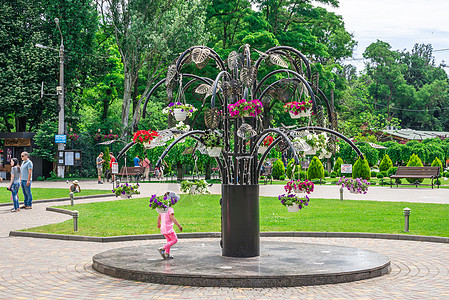 乌克兰敖德萨高尔基公园文化旅行孩子情绪家庭鹅卵石植物正方形娱乐雕塑图片