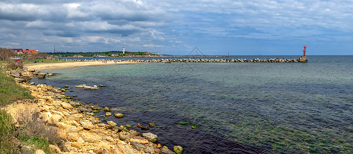 乌克兰敖德萨地区黑海海岸的海平面岩石支撑旅行自然植物海岸线海滩生态悬崖乡村图片