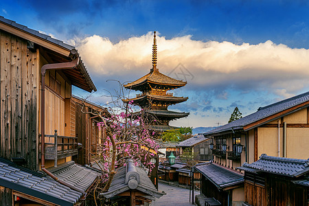 日本京都和Sannen Zaka街天空宝塔建筑学街道地标旅行建筑文化景观城市图片