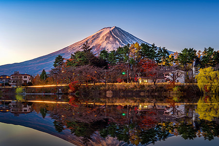 日本川口子湖的秋季和藤山旅游季节樱花叶子旅行公吨场景风景地标天空图片