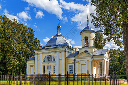 曼诺尔布詹沙尼诺维耶俄罗斯教会房子圆顶粉色建筑天空公园图片