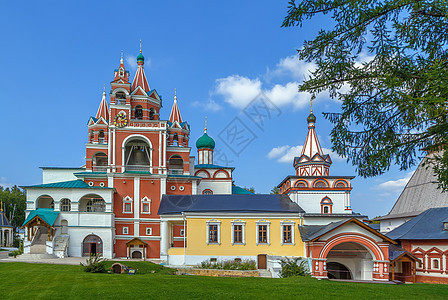 俄罗斯萨维诺斯托罗日耶夫斯基修道院建筑旅行天空文化蓝色历史红色宗教地标教会图片